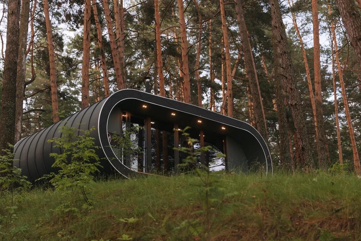 الأكواخ الريفية